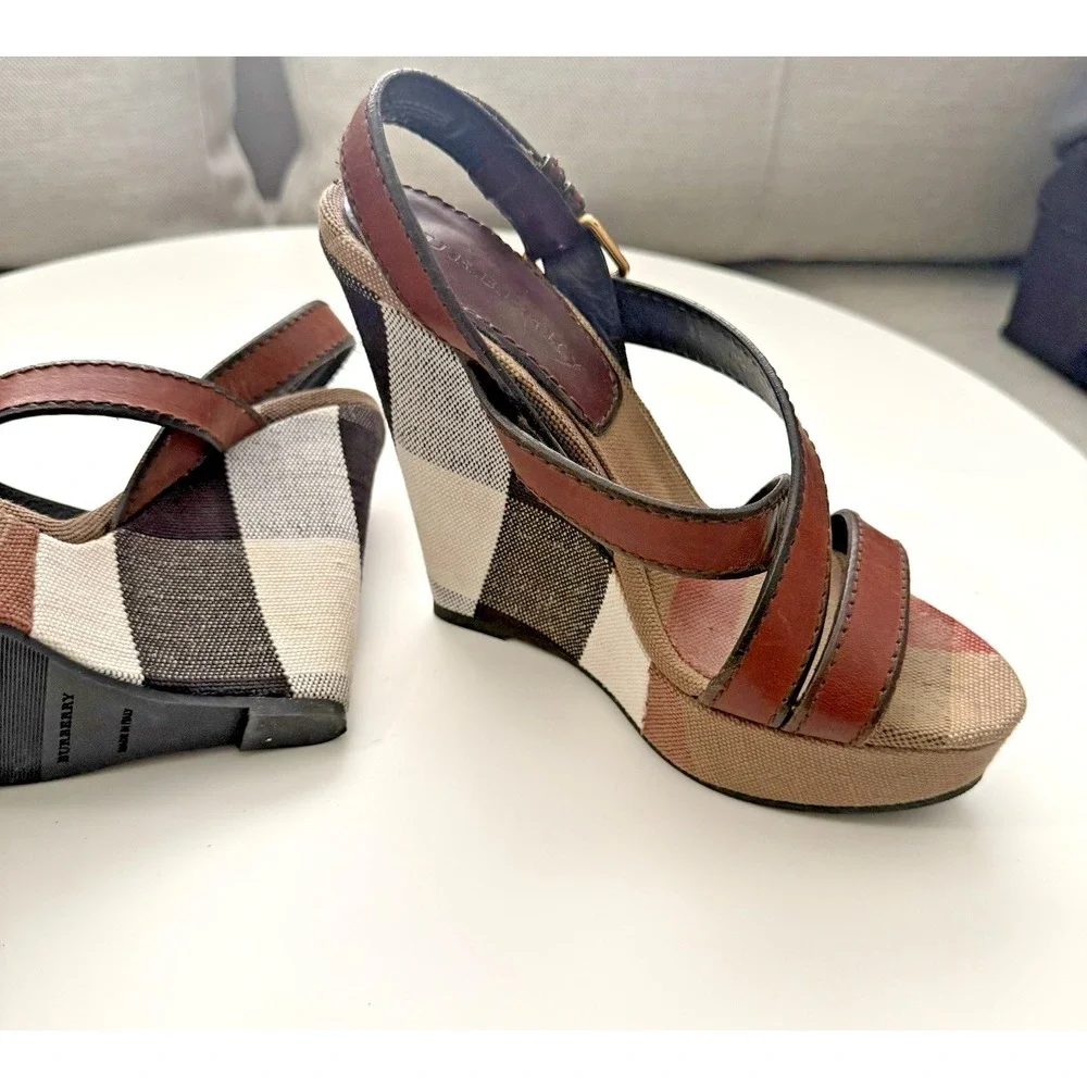 Burberry Brit Canvas Nova Check Warlow 125MM  Woman Wedge Sandals US 7